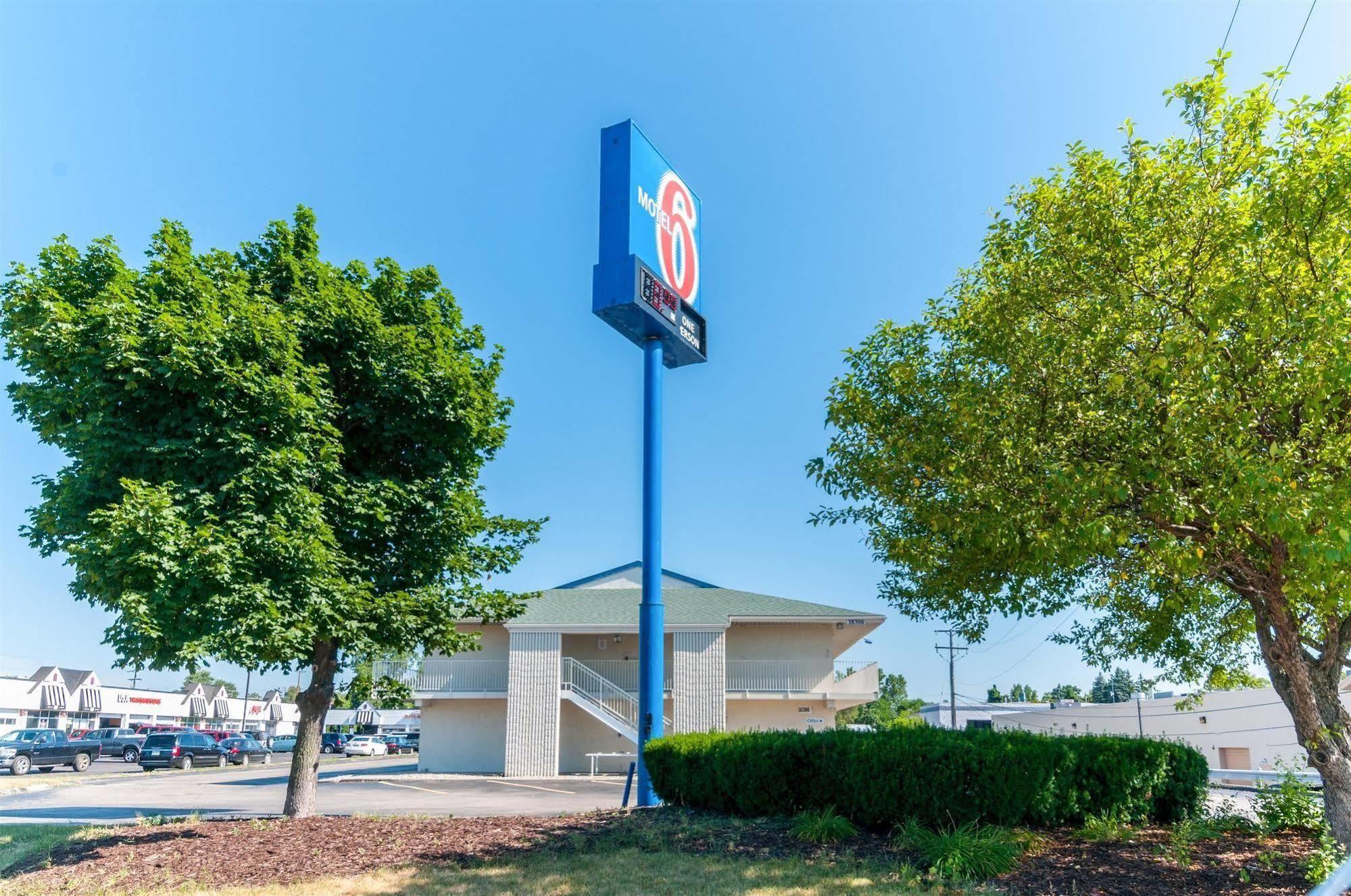 Motel 6-Farmington Hills, Mi - Northwest - Farmington Hills Bagian luar foto